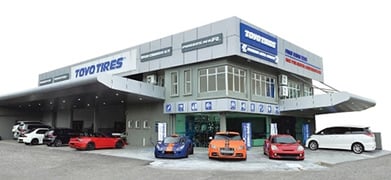 Toyo Premium Auto Centre 1号店