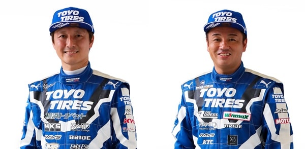 (左から川畑選手、藤野選手)